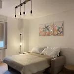 Via De Filippi, 39A